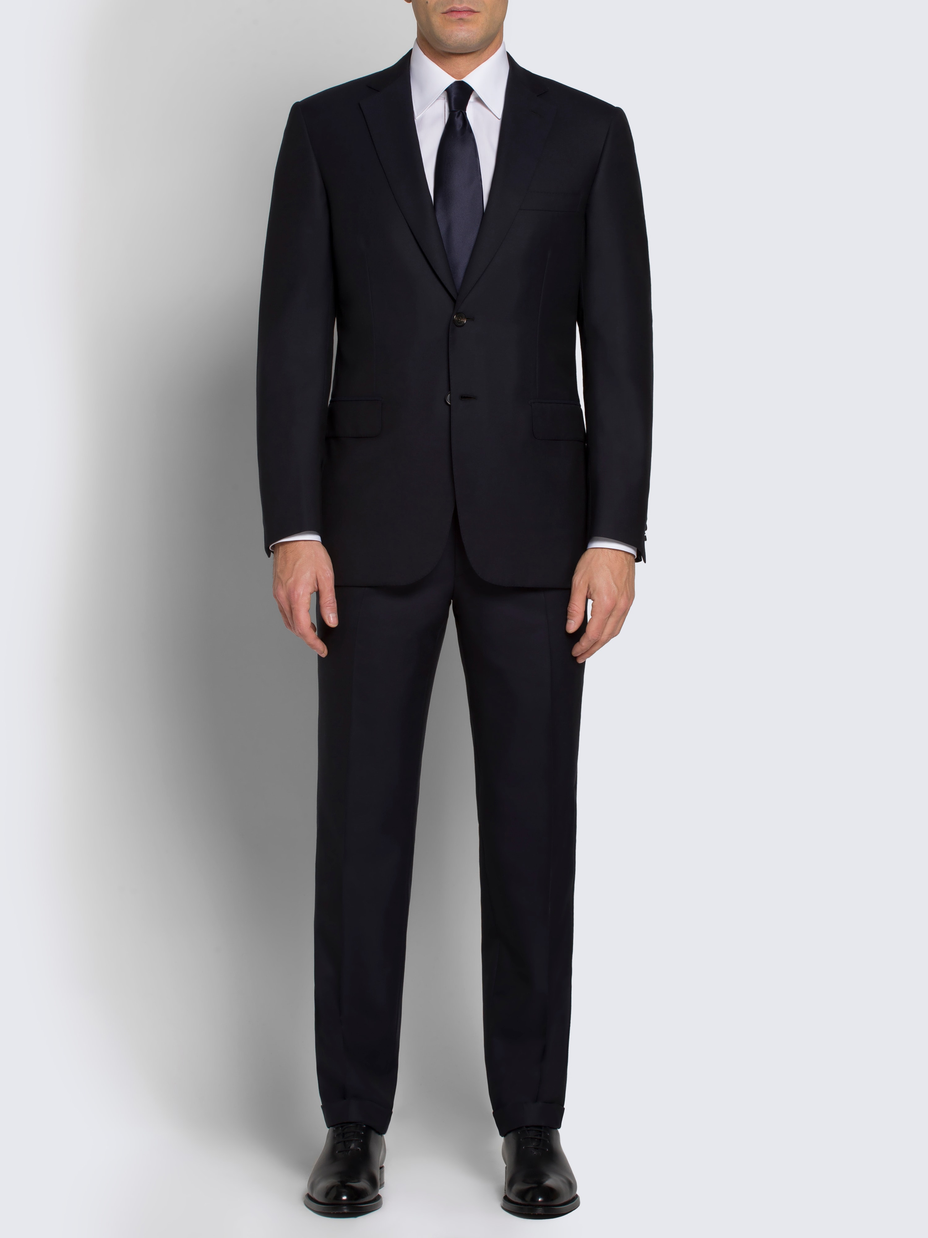 Essential midnight blue Super 160's wool gabardine Brunico suit
